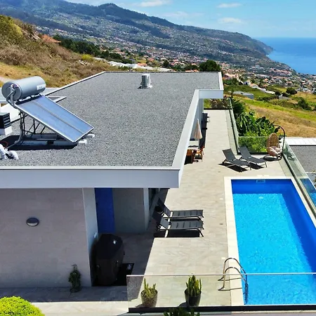 Villa Serenity - Modern With Pool - Prazeres, Madeira Prazeres